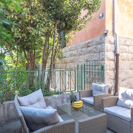 Palm Garden Apartment In Center With Big Terrace スプリト エクステリア 写真