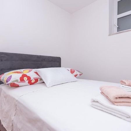 Palm Garden Apartment In Center With Big Terrace スプリト エクステリア 写真
