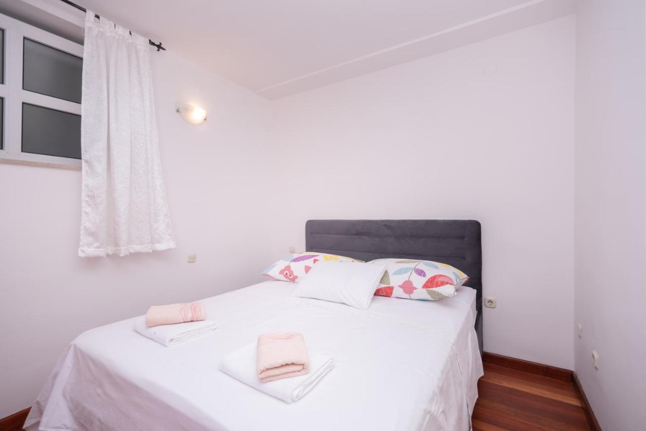 Palm Garden Apartment In Center With Big Terrace スプリト エクステリア 写真